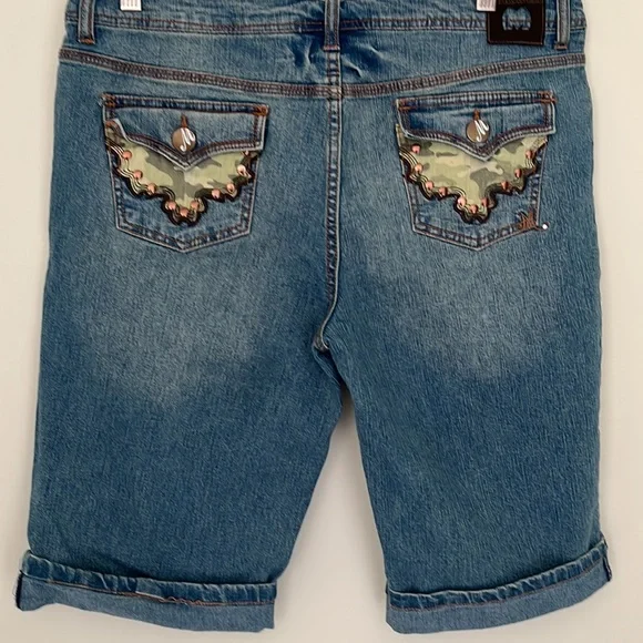 Makaveli Vintage 90 th Branded Denim Shorts Size 15 Exclusive of decoration - Picture 2 of 6